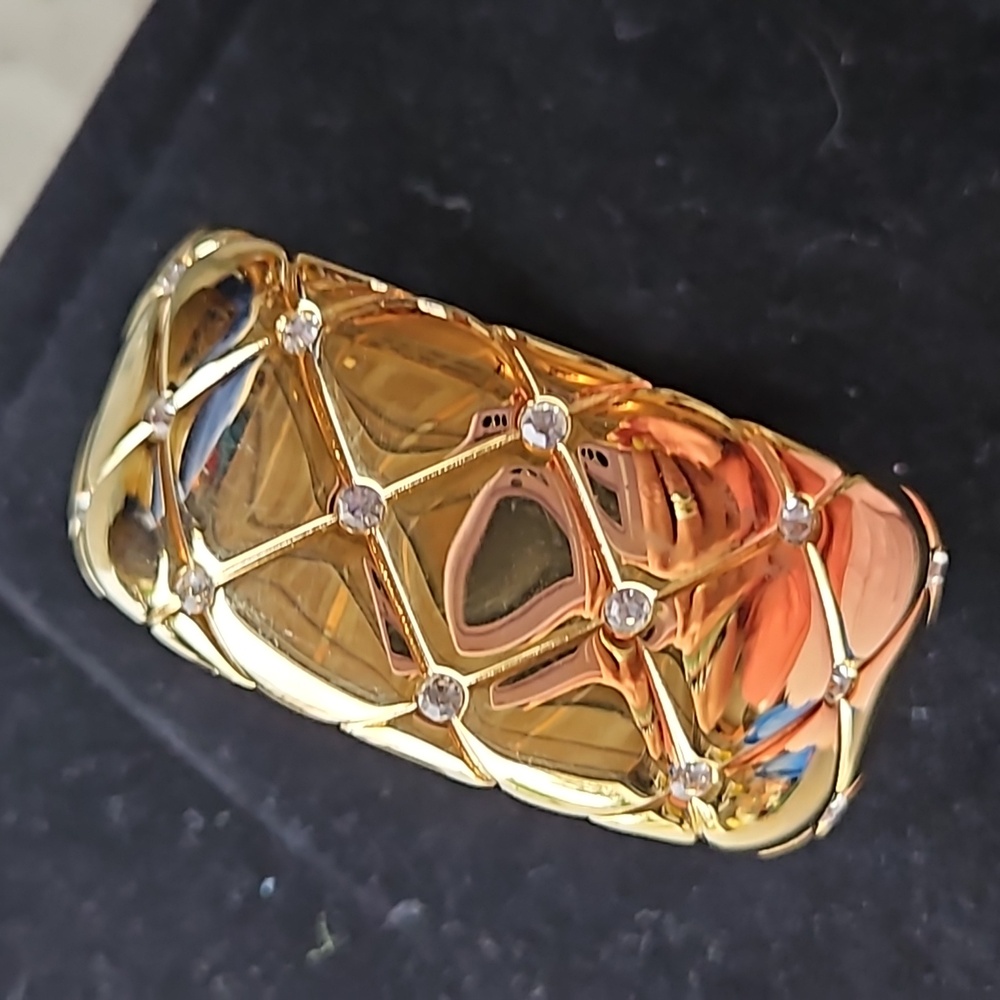 Gold color with faux diamond bracelet